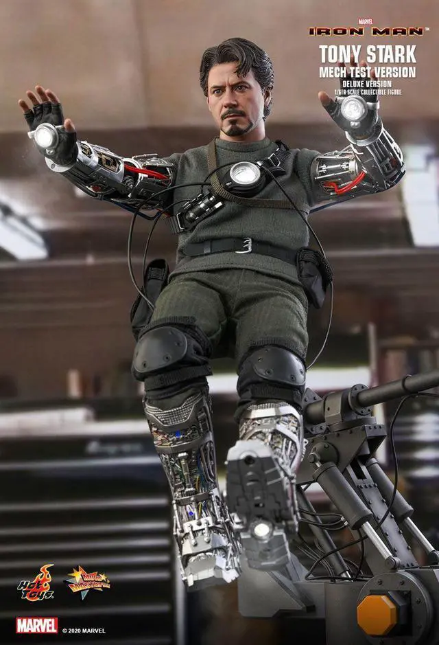 Alt view image 4 of 5 - Figure Hot Toys MMS582 - Marvel Comics - Iron Man - Tony Stark Mech Test Deluxe Version