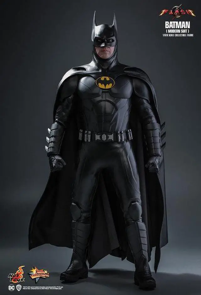 Alt view image 3 of 5 - Figure Hot Toys MMS712 - DC Comics - The Flash - Batman Modern Suit 2023