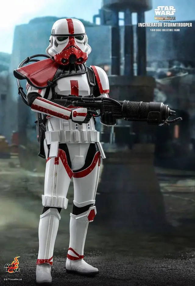 Alt view image 4 of 5 - Figure Hot Toys TMS012 - Star Wars - The Mandalorian - Incinerator Stormtrooper