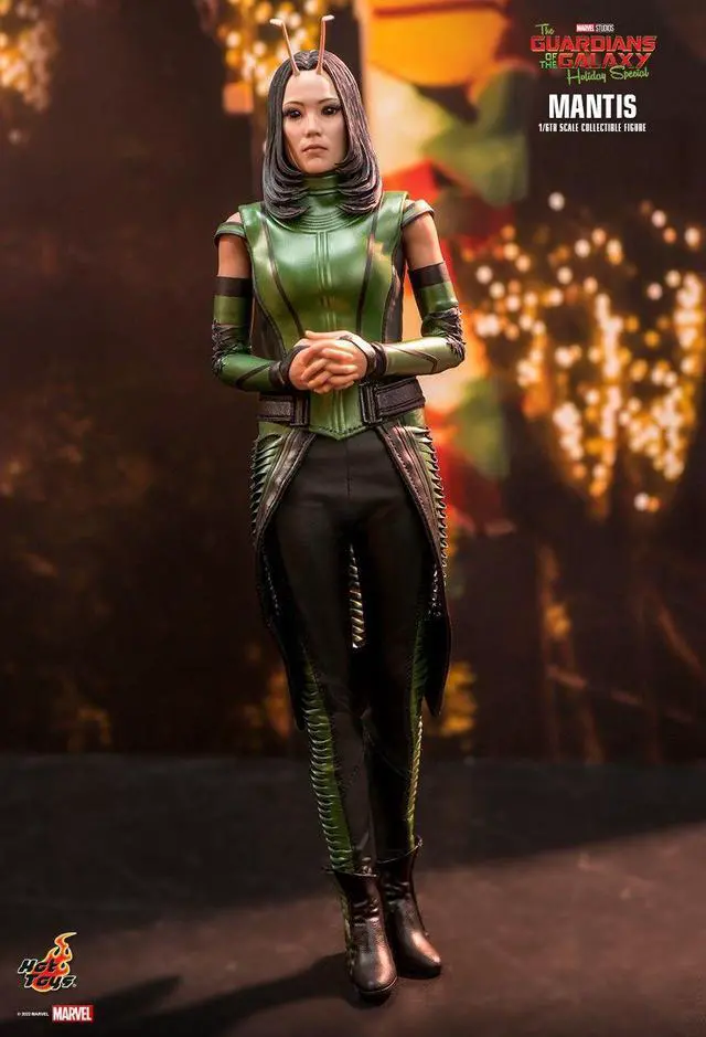 Alt view image 3 of 5 - Figure Hot Toys TMS094 - Marvel Comics - The Guardian Of The Galaxy - Mantis Holiday Special Version