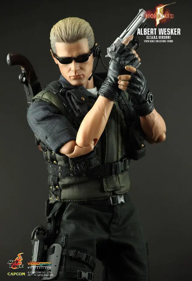 Alt view image 4 of 5 - Figure Hot Toys VGM10 - Resident Evil 5 - Biohazard 5 - Albert Wesker S.T.A.R.S. Version