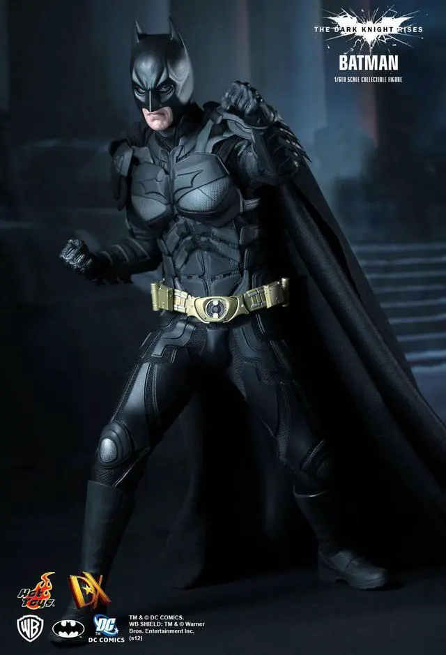 Alt view image 4 of 5 - Batman Bruce Wayne DX12 The Dark Knight Rises Sixth Scale Hot Toys Figure