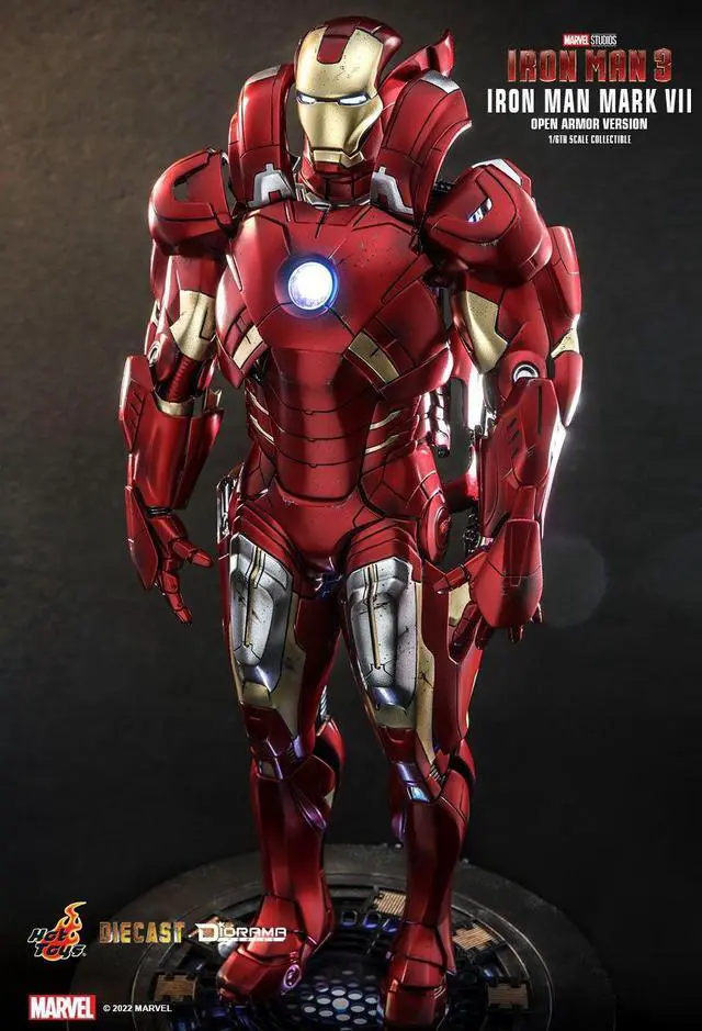 Alt view image 3 of 5 - Figure Hot Toys DS004D51 - Marvel Comics - Iron Man 3 - Iron Man Mark 4 Open Armor Version