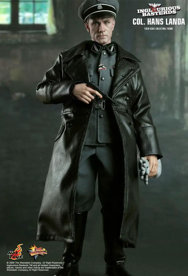 Alt view image 3 of 5 - Figure Hot Toys MMS134 - Inglourious Basterds - COL. Hans Landa