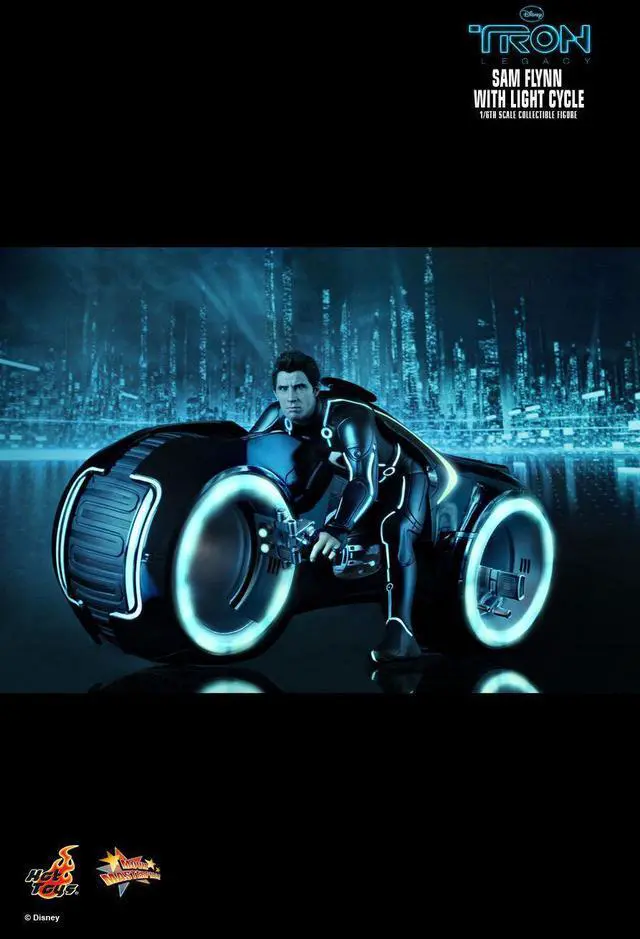 Alt view image 2 of 5 - Figure Hot Toys MMS142 - Tron : Legacy - Sam Flynn With Light Cycle