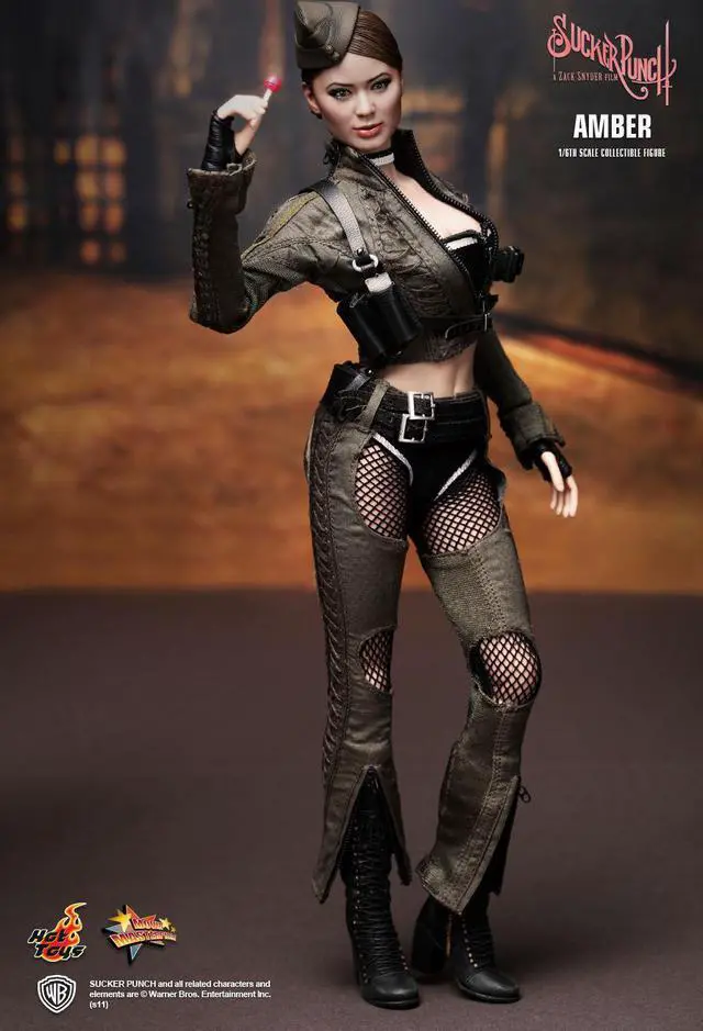 Alt view image 3 of 5 - Figure Hot Toys MMS158 - Sucker Punch - Amber
