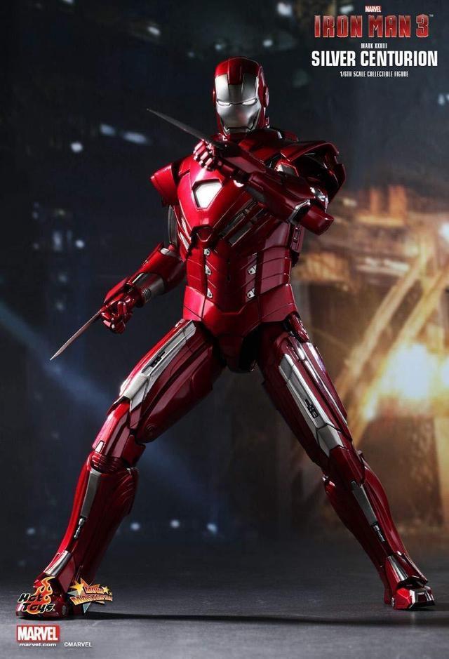 Alt view image 3 of 4 - Figure Hot Toys MMS213 - Marvel Comics - Iron Man 3 - Iron Man Silver Centurion Mark 33 Deluxe Version