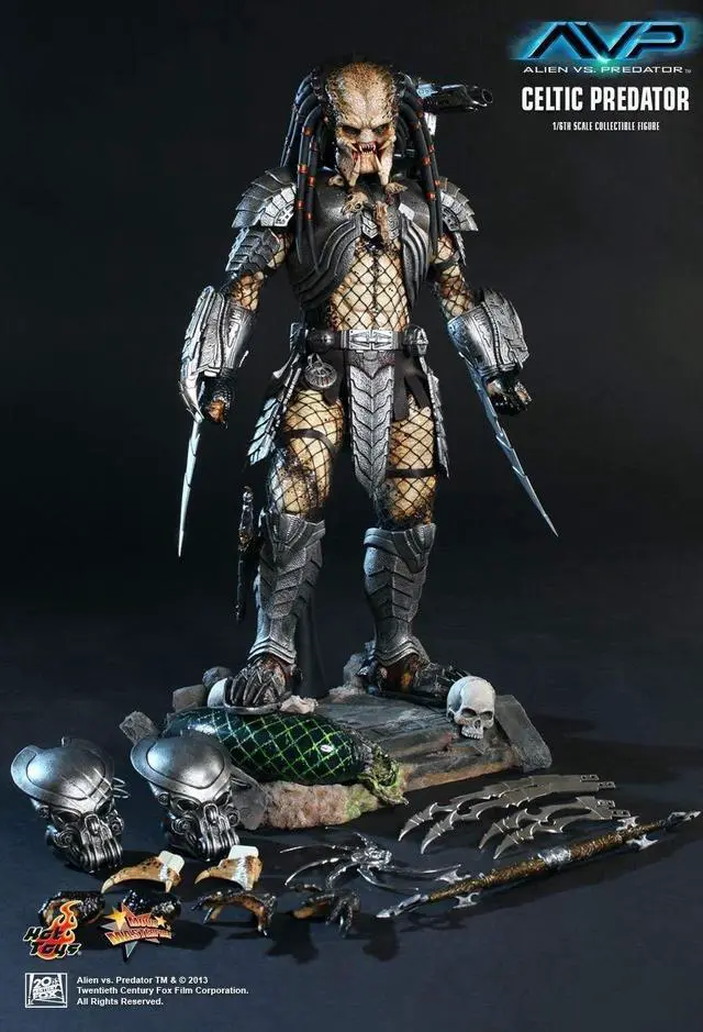 Alt view image 2 of 5 - Figure Hot Toys MMS221 - Alien VS. Predator - Celtic Predator