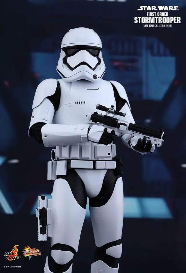Alt view image 4 of 5 - Figure Hot Toys MMS335 - Star Wars : The Force Awakens - First Order Stormtrooper Officer And First Order Stormtrooper