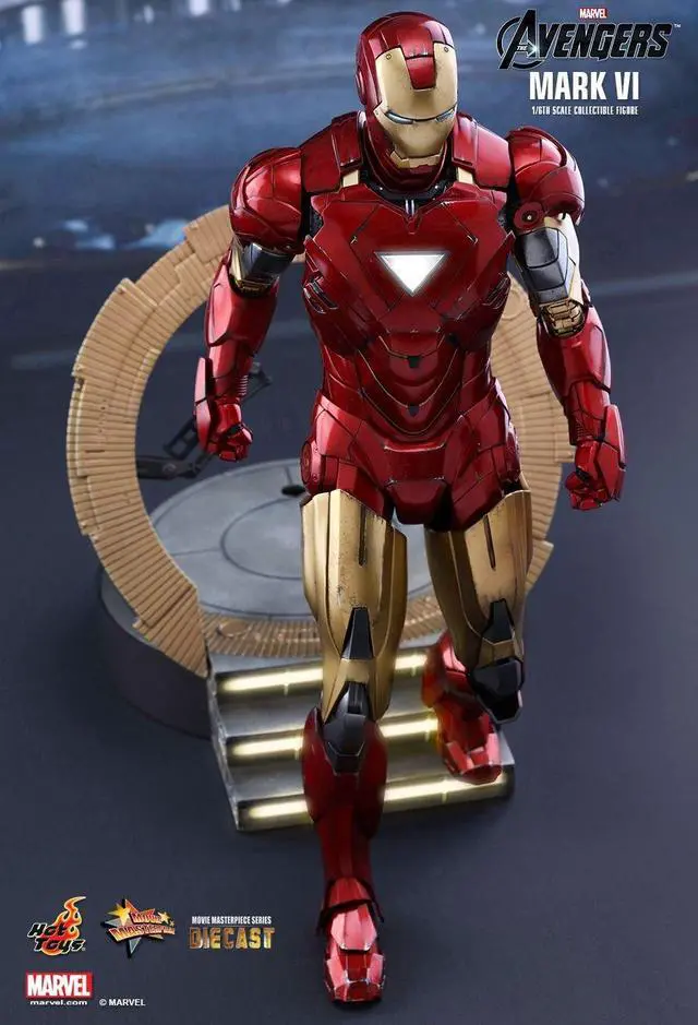 Alt view image 3 of 5 - Figure Hot Toys MMS378D17 - Marvel Comics - The Avengers - Iron Man Mark 6 Deluxe Version
