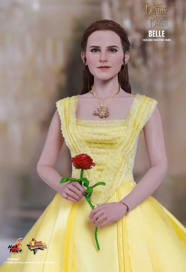 Alt view image 4 of 5 - Figure Hot Toys MMS422 - Beauty And The Beast - Belle