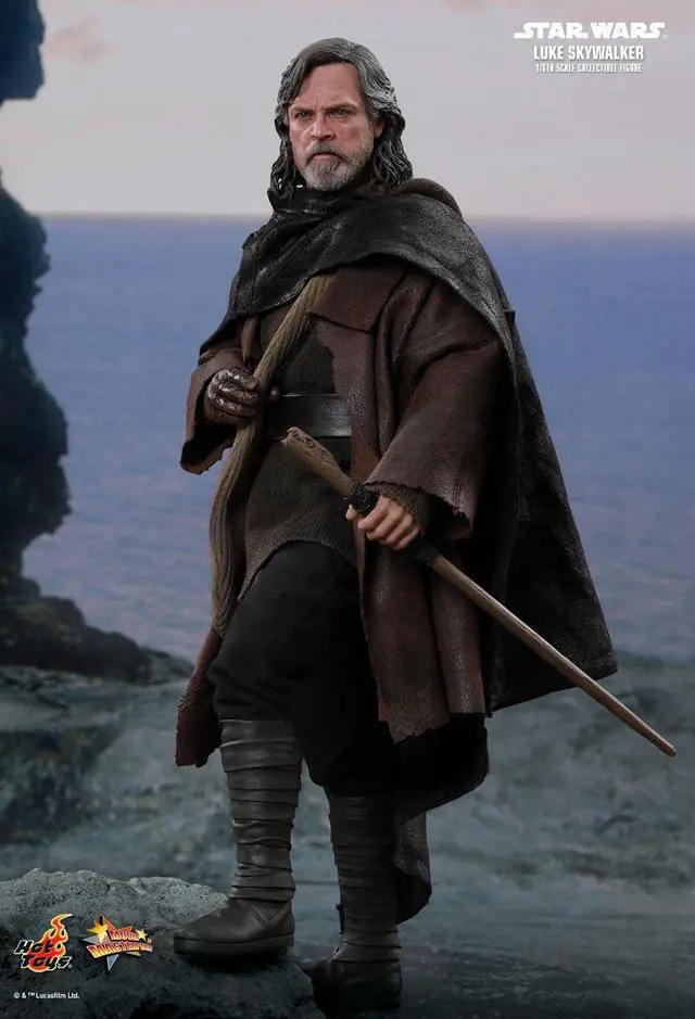 Alt view image 3 of 5 - Figure Hot Toys MMS457 - Star Wars : The Last Jedi - Luke Skywalker Standard Version