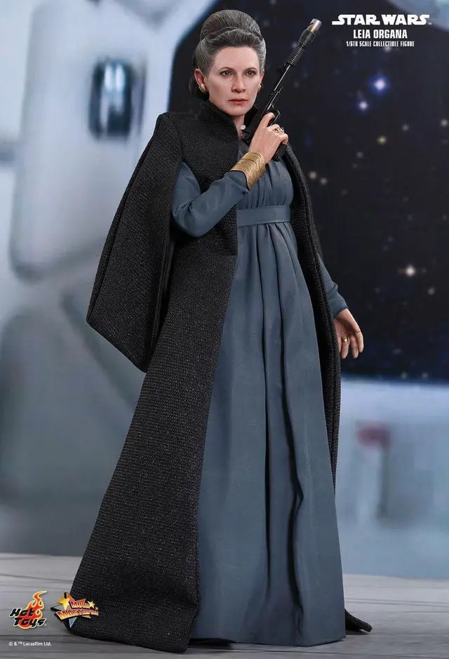 Alt view image 3 of 5 - Figure Hot Toys MMS459 - Star Wars : The Last Jedi - Leia Organa