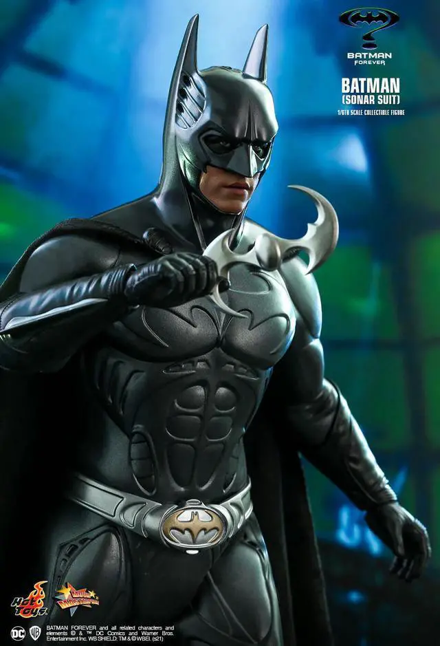 Alt view image 4 of 5 - Figure Hot Toys MMS593 - DC Comics - Batman Forever - Batman Sonar Suit