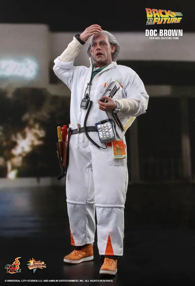 Alt view image 3 of 5 - Figure Hot Toys MMS609 - Back To The Future - Doc Brown Standard Version