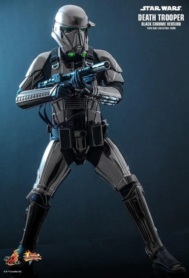 Alt view image 3 of 5 - Figure Hot Toys MMS621 - Star Wars - Death Trooper Black Chrome Version