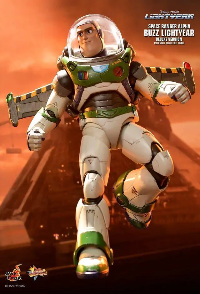 Alt view image 3 of 5 - Figure Hot Toys MMS635 - Disney Pixar - Lightyear - Space Ranger Alpha Buzz Lightyear Deluxe Version