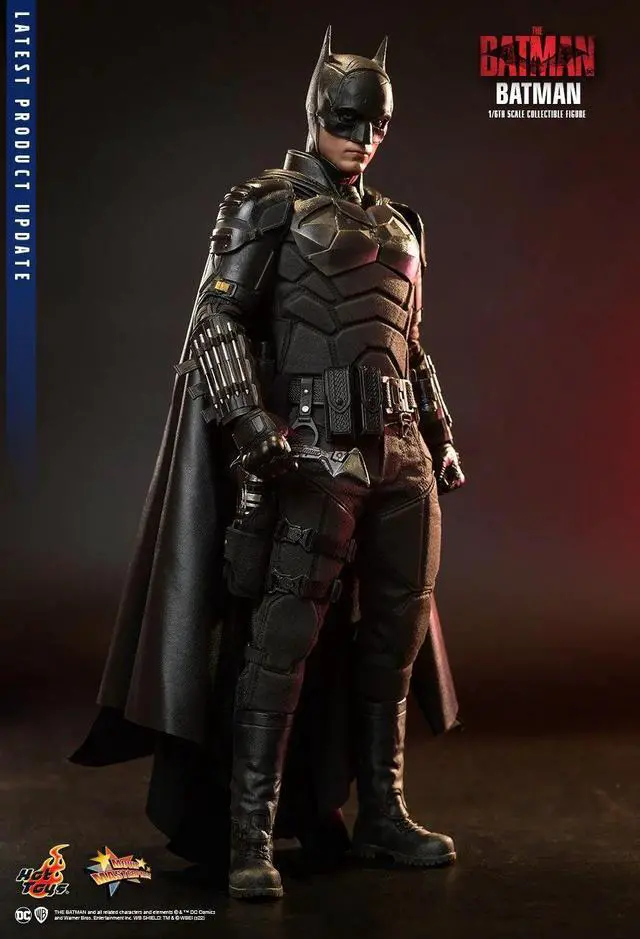 Alt view image 3 of 5 - Figure Hot Toys MMS638 - DC Comics - The Batman - Batman Standard Version