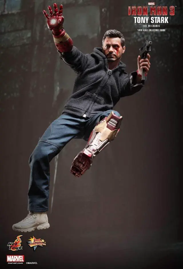Alt view image 4 of 5 - Figure Hot Toys MMS209 - Marvel Comics - Iron Man 3 - Tony Stark The Mechanic Standard Version