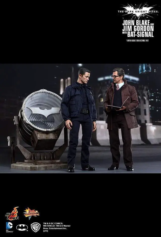 Alt view image 3 of 5 - Figure Hot Toys MMS275 - DC Comics - The Dark Knight Rises - John Blake And Jim Gordon With Bat-Signal