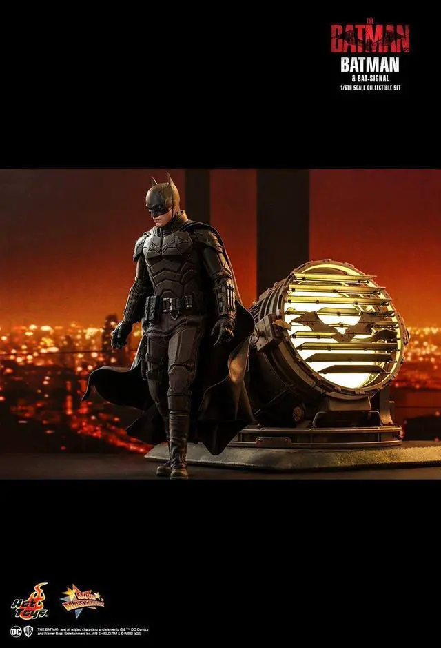 Alt view image 3 of 5 - Figure Hot Toys MMS641 - DC Comics - The Batman - Batman & Bat signal