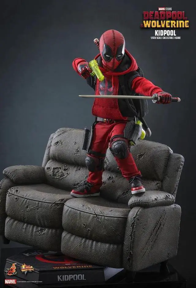 Alt view image 4 of 5 - Figure Hot Toys MMS763 - Marvel Comics - Deadpool & Wolverine - Kidpool
