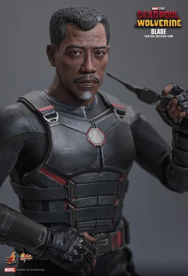 Alt view image 5 of 5 - Figure Hot Toys MMS791 - Marvel Comics - Deadpool & Wolverine - Blade