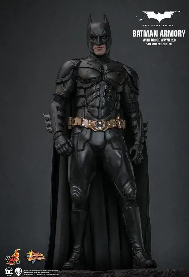 Alt view image 4 of 5 - Figure Hot Toys MMS750 - DC Comics - Batman : The Dark Knight - Batman Armory & Bruce Wayne