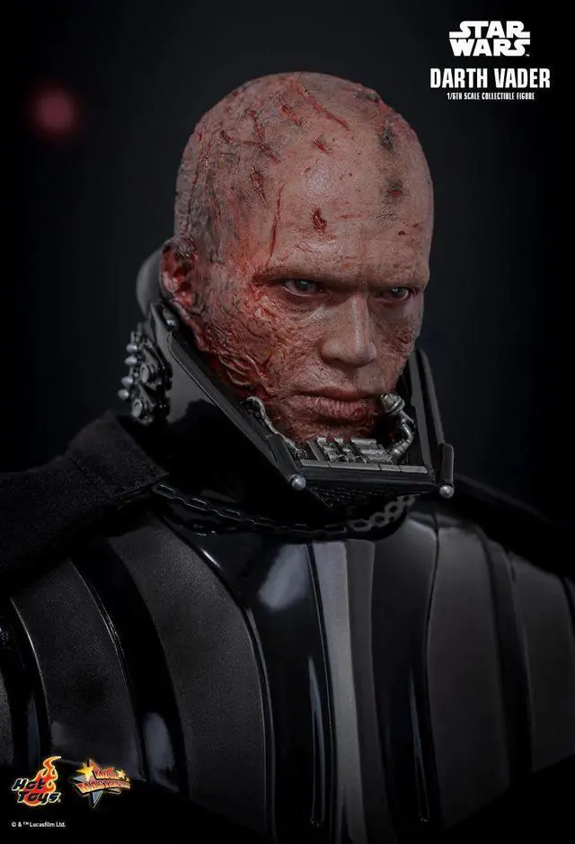 Alt view image 5 of 5 - Figure Hot Toys MMS810B - Star Wars : Revenge Of The Sith - Darth Vader