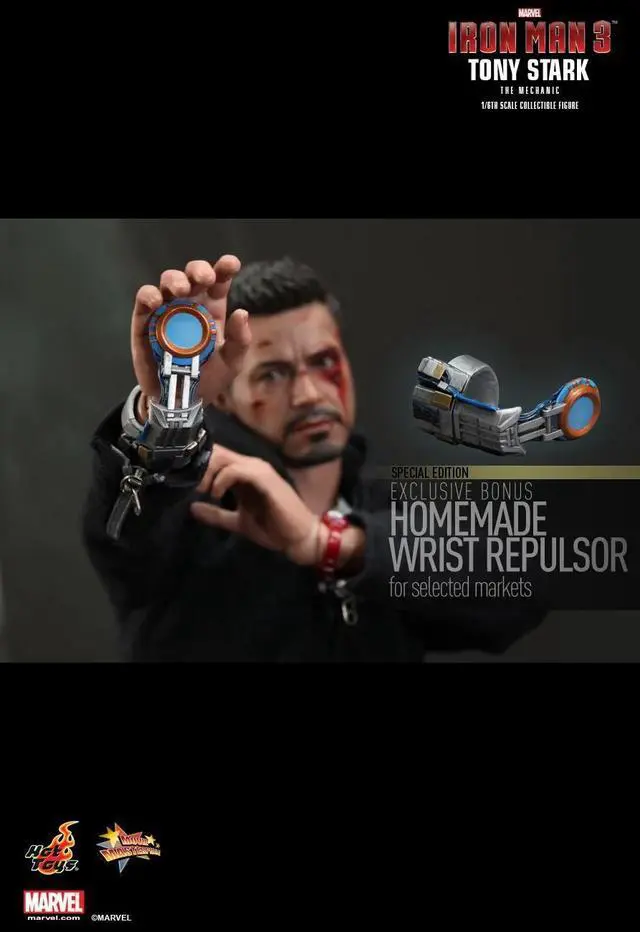 Alt view image 5 of 5 - Figure Hot Toys MMS209 - Marvel Comics - Iron Man 3 - Tony Stark The Mechanic Deluxe Version