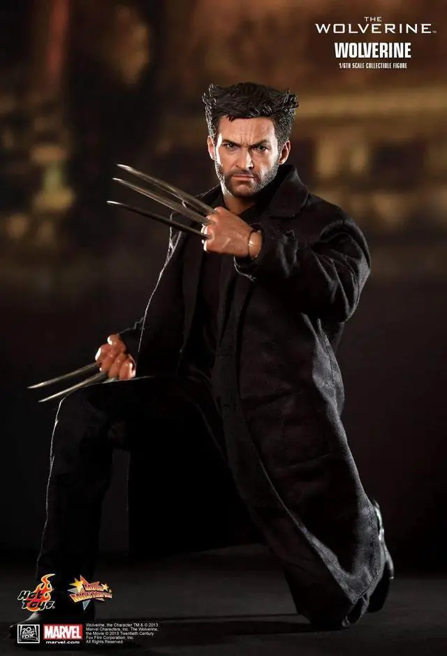 Alt view image 9 of 9 - The Wolverine 12" Hot Toys Figure