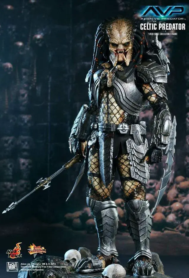 Alt view image 5 of 5 - Figure Hot Toys MMS221 - Alien VS. Predator - Celtic Predator