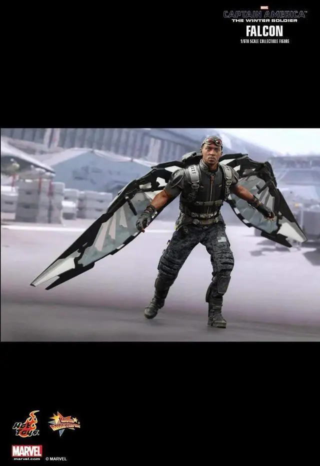 Alt view image 5 of 5 - Figure Hot Toys MMS245 - Marvel Comics - Captain America : The Winter Soldier - Falcon