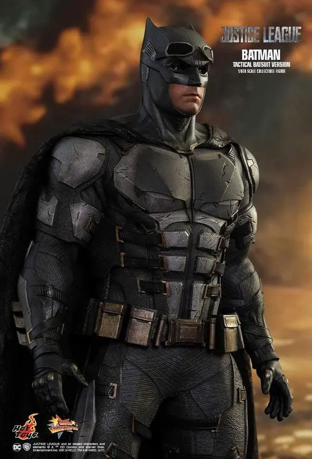 Alt view image 5 of 5 - Figure Hot Toys MMS432 - DC Comics - Justice League - Batman Tactical Batsuit Version Standard Version