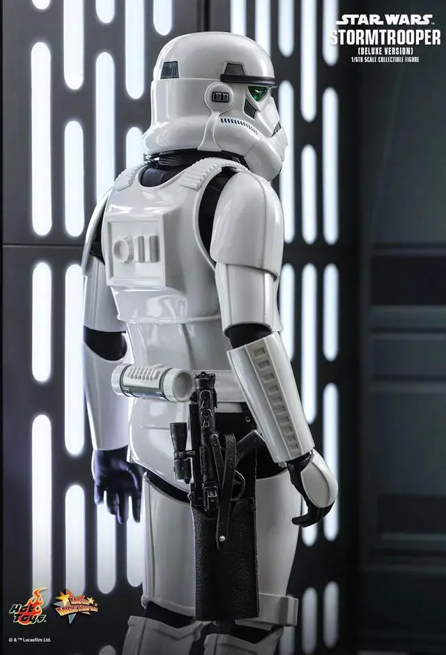 Alt view image 5 of 5 - Figure Hot Toys MMS515 - Star Wars - Stormtrooper Deluxe Version