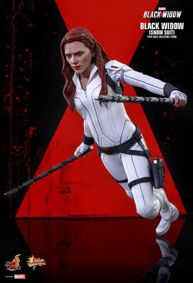 Alt view image 4 of 4 - Figure Hot Toys MMS601 - Marvel Comics - Black Widow - Black Widow Snow Suit