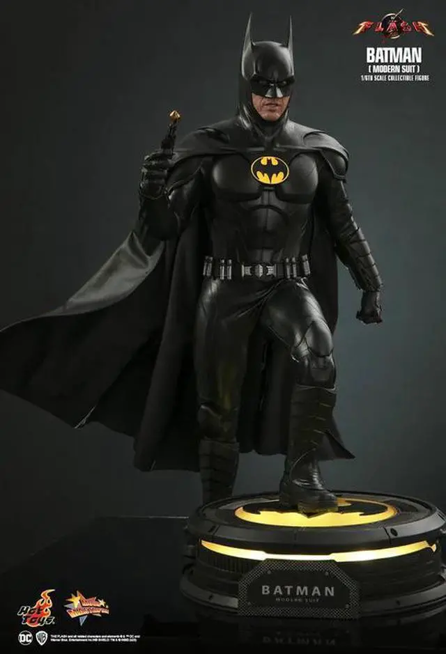 Alt view image 5 of 5 - Figure Hot Toys MMS712 - DC Comics - The Flash - Batman Modern Suit 2023