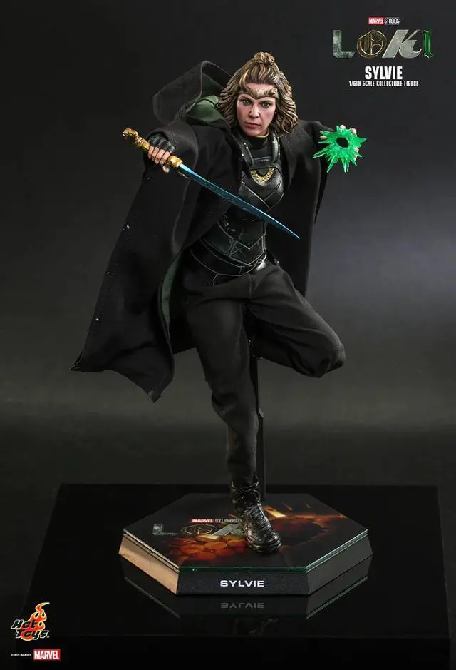 Alt view image 5 of 5 - Figure Hot Toys TMS062 - Marvel Comics - Loki - Sylvie
