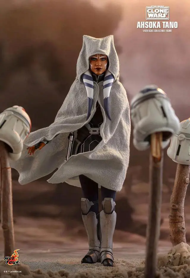 Alt view image 4 of 5 - Figure Hot Toys TMS021 - Star Wars : The Clone Wars - Ahsoka Tano