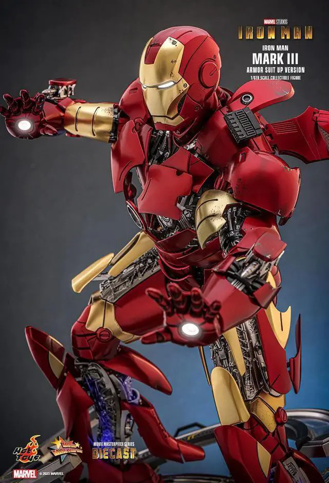 Alt view image 3 of 5 - Figure Hot Toys MMS825D72B - Marvel Comics - Iron Man - Iron Man Mark III Armor Suit Up Version