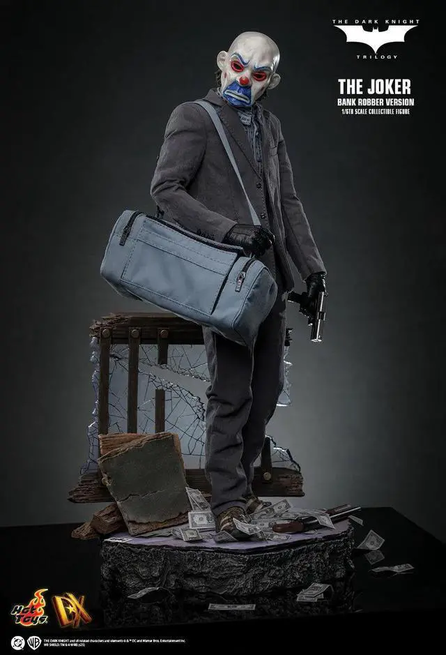 Alt view image 3 of 5 - Figure Hot Toys DX50B - DC Comics - The Dark Knight Trilogy - The Joker Bank Robber Version