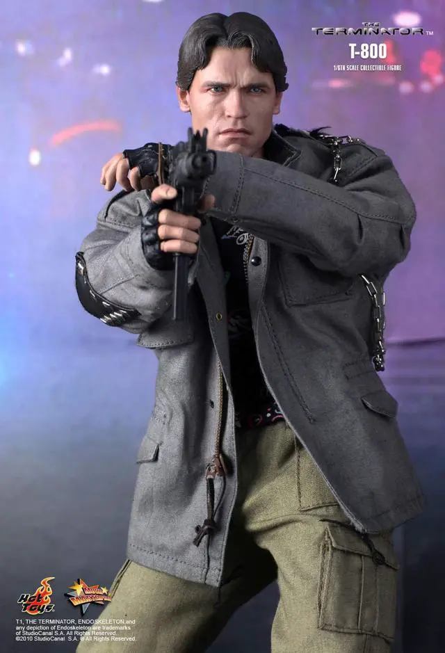 Alt view image 5 of 5 - Figure Hot Toys MMS136 - The Terminator - T800