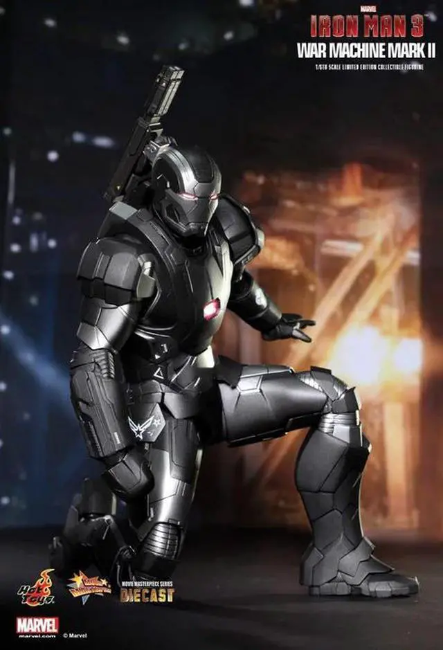 Alt view image 15 of 15 - War Machine Mark II Iron Man 3 Movie Masterpiece Sixth Scale Hot Toys Figure