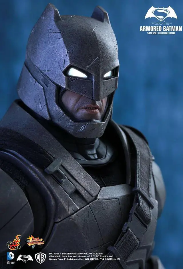 Alt view image 5 of 5 - Figure Hot Toys MMS349 - DC Comics - Batman Vs Superman : Dawn Of Justice - Armored Batman