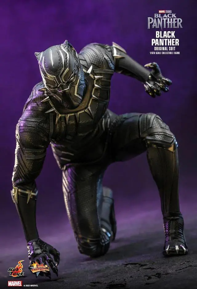 Alt view image 5 of 5 - Figure Hot Toys MMS671 - Marvel Comics - Black Panther Legacy - Black Panther Original Suit