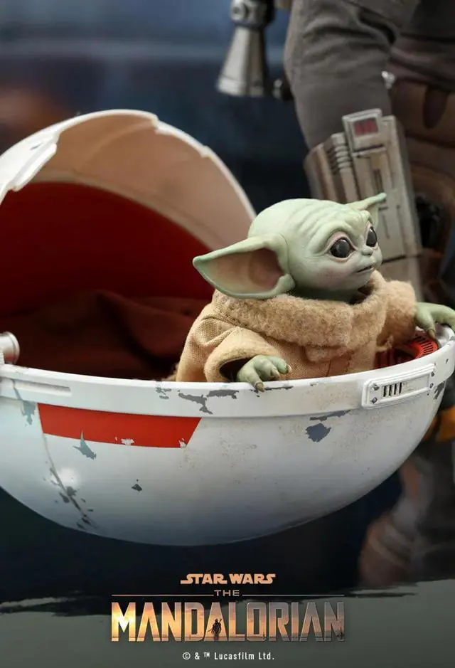 Alt view image 5 of 5 - Figure Hot Toys QS018 - Star Wars : The Mandalorian - The Child Grogu