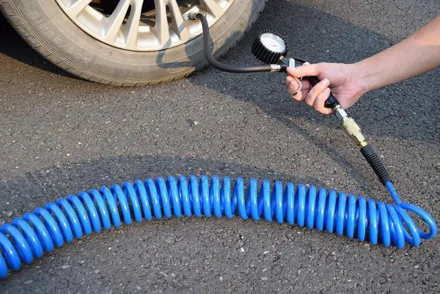 Alt view image 4 of 6 - Polyurethane Recoil Air Hose 1/4" Inner Diameter by 25' Long with Bend Restrictor, 1/4" Industrial Quick Coupler and Plug, Blue. 5pcs Packed