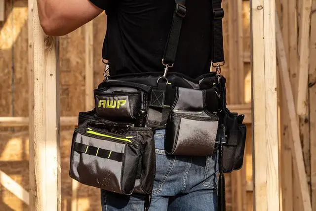 Alt view image 3 of 7 - TrapJaw Pro Framing Tool Rig with Spring-Loaded Technology, Premium Tool Belt, Fits Waists Up to 50 Inches,Black