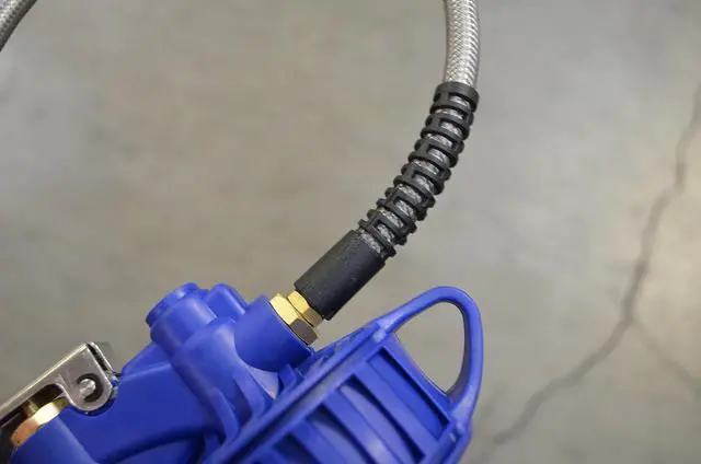 Alt view image 4 of 5 - Pneumatic Tool 3018 3.5" Digital Tire Inflator with Hose