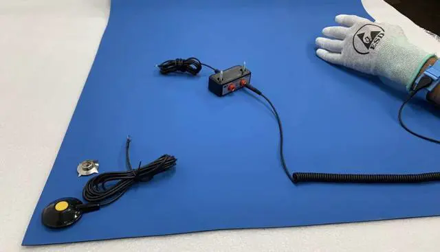 Alt view image 2 of 4 - ESD-Dissipative Mat Kit - Heat Resistant, Two Layer Natural Rubber - with a Wrist Strap, Grounding Cable, and Dual Bench Grounding (2ft x 5ft, Royal Blue)
